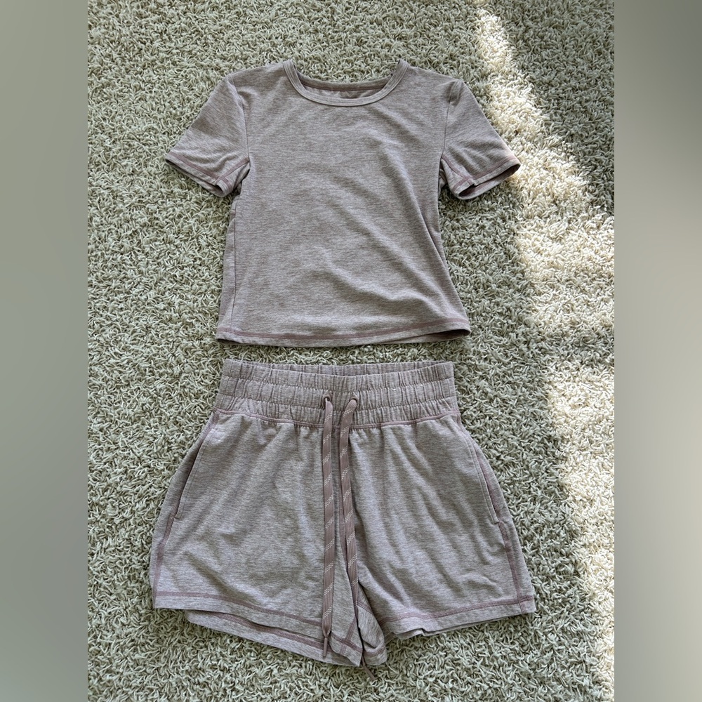 FLX Women’s XS Pink Travel/Leisure Shorts and Cropped Shirt Set
